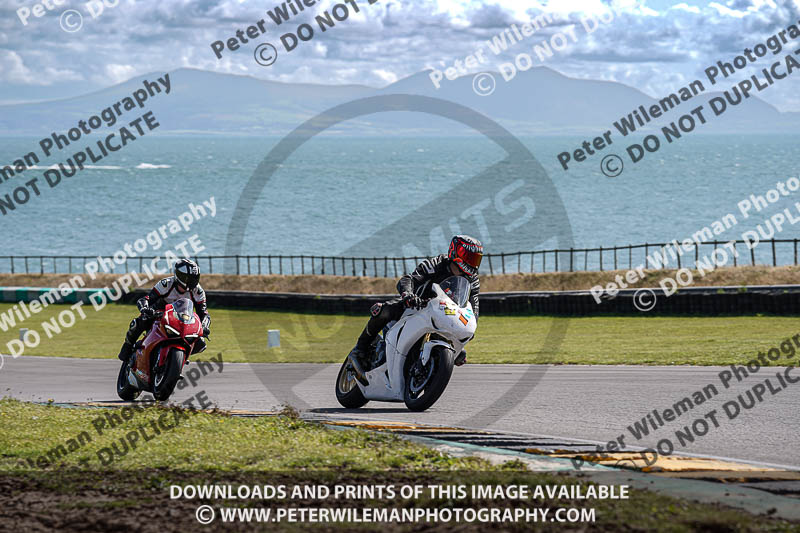 anglesey no limits trackday;anglesey photographs;anglesey trackday photographs;enduro digital images;event digital images;eventdigitalimages;no limits trackdays;peter wileman photography;racing digital images;trac mon;trackday digital images;trackday photos;ty croes